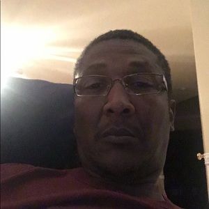 Meet your Posher, Kenneth